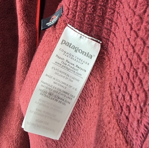 Patagonia Jacket Womens Small Red Fleece Full Zip Micro Grid R2 Regulator - Picture 11 of 14